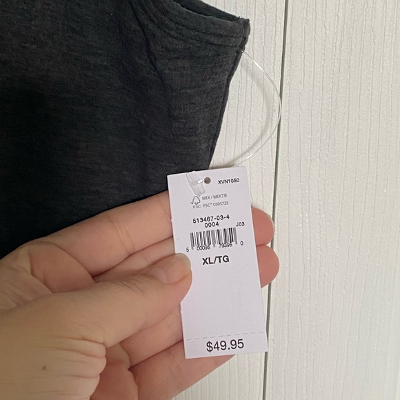 GapFit Jersey Brami, NWT - Size XL - Picture 4 of 4